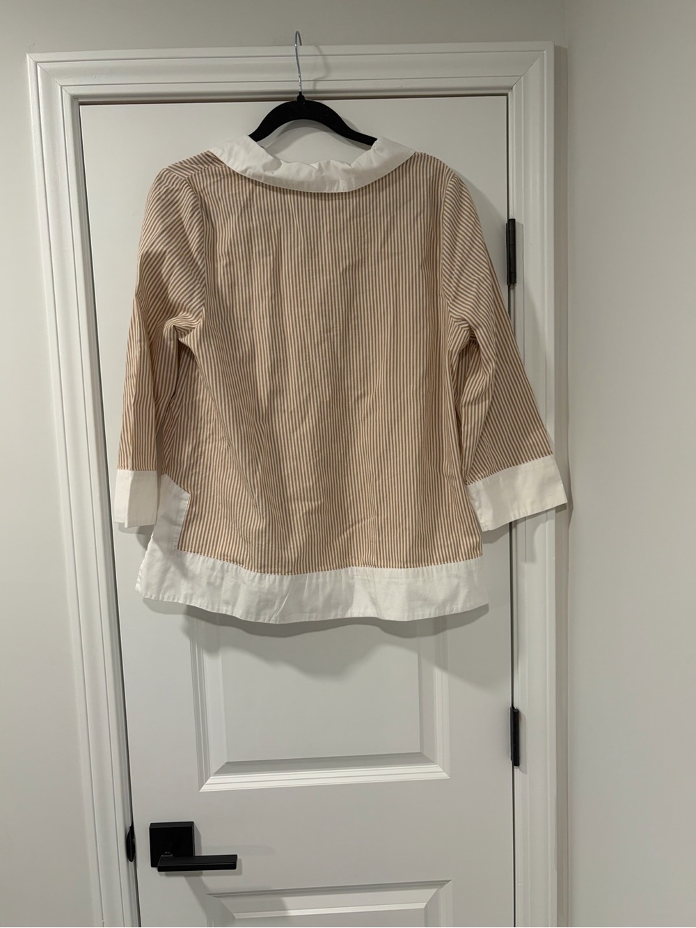 3/$20 crown & ivy Tan and White Striped Collared Shirt (NWT) - Picture 5 of 5